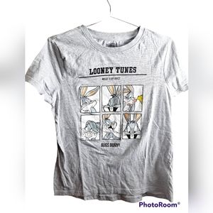 Looney Tune what up Doc Graphic Tee buzzy bunny